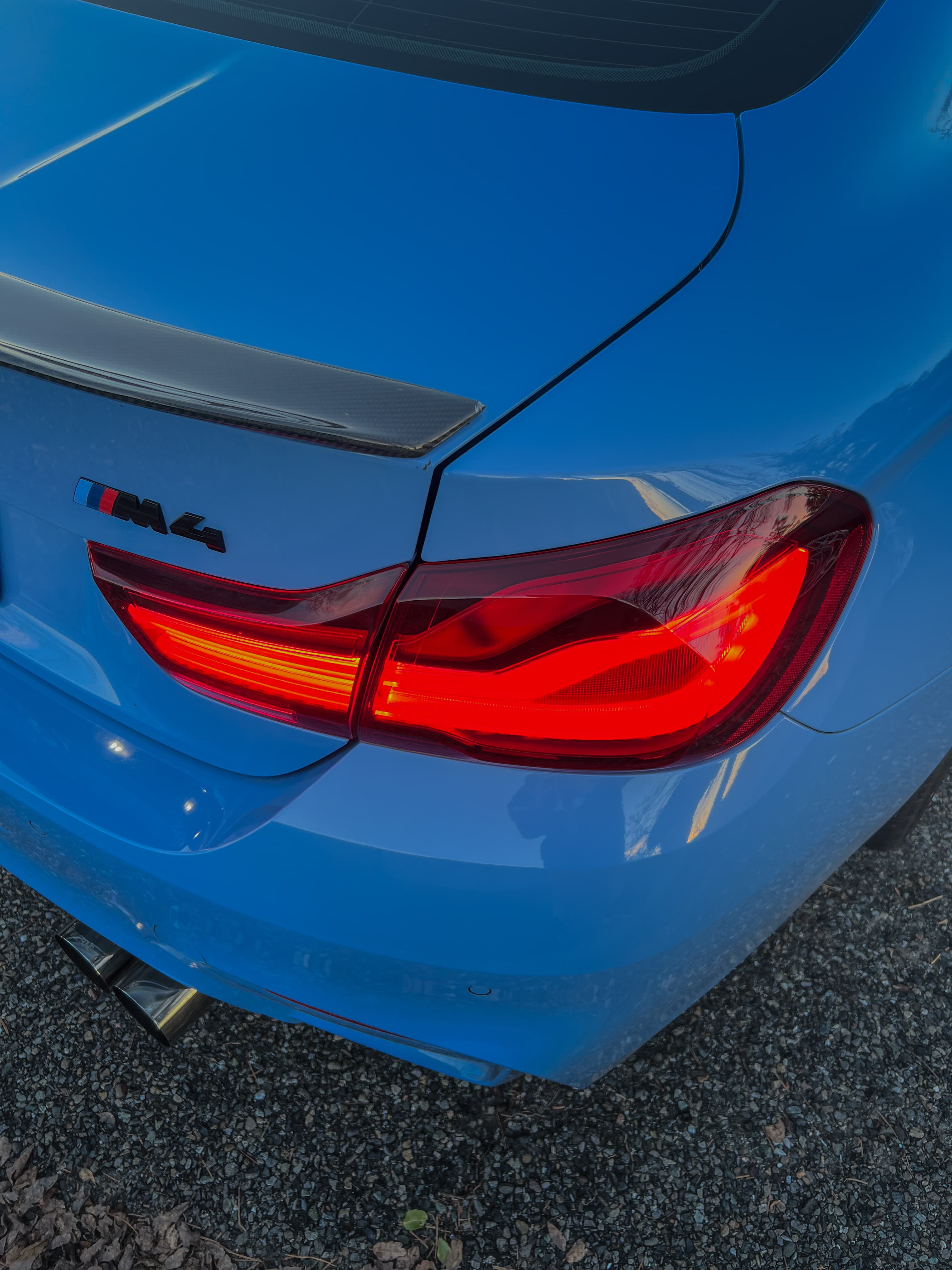 YMB M4
